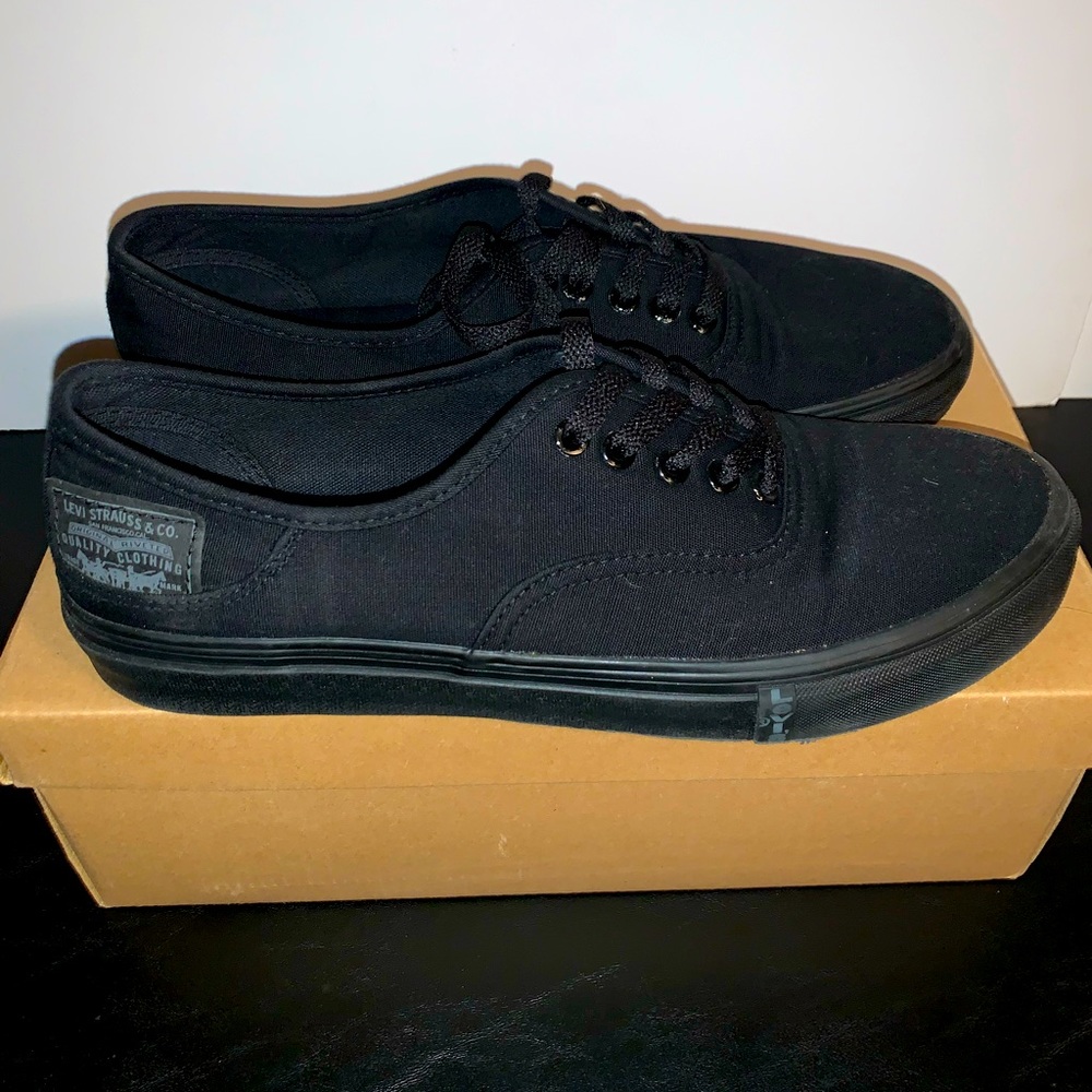 LEVIS 514742-Z16 RYLEE 3 Mn's (M) Black Canvas Skate Shoes 10.5